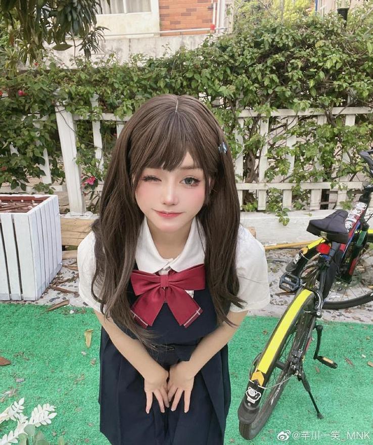 经典cosplay之选！芊川一笑cos修女与神父照片震撼发布